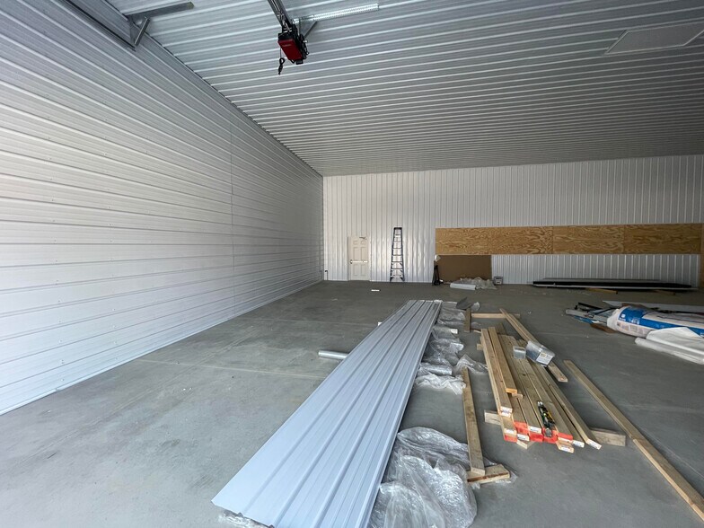 More Photos Of 12841 US Highway 36, Marysville Flex For Sale