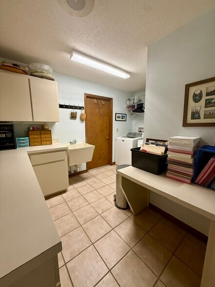 More Photos Of 33322 County Road 437, Sorrento Specialty For Sale
