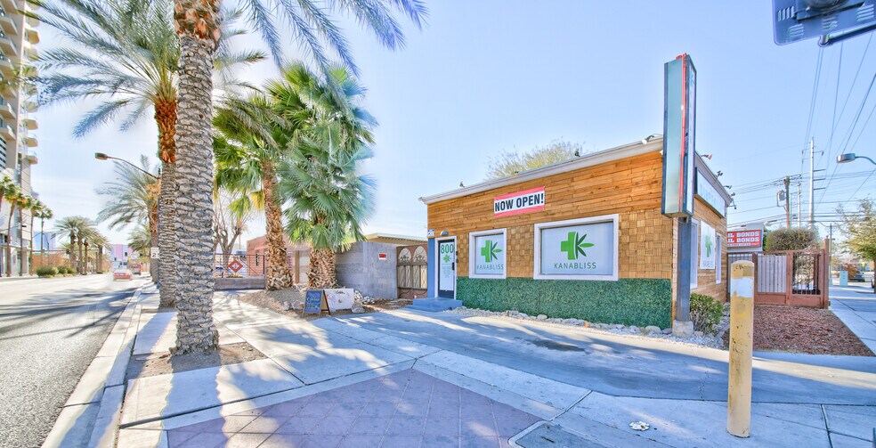 More Photos Of 800 S Casino Center Blvd, Las Vegas Loft Creative Space For Sale