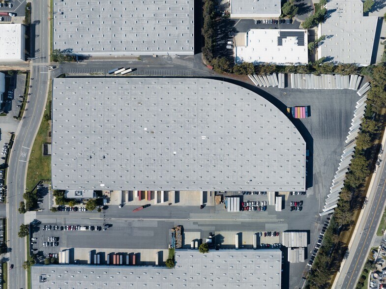 More Photos Of 18175 E Rowland St, City of Industry Distribution For Lease
