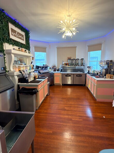 More Photos Of 1330 Peabody Ave, Memphis Office For Sale