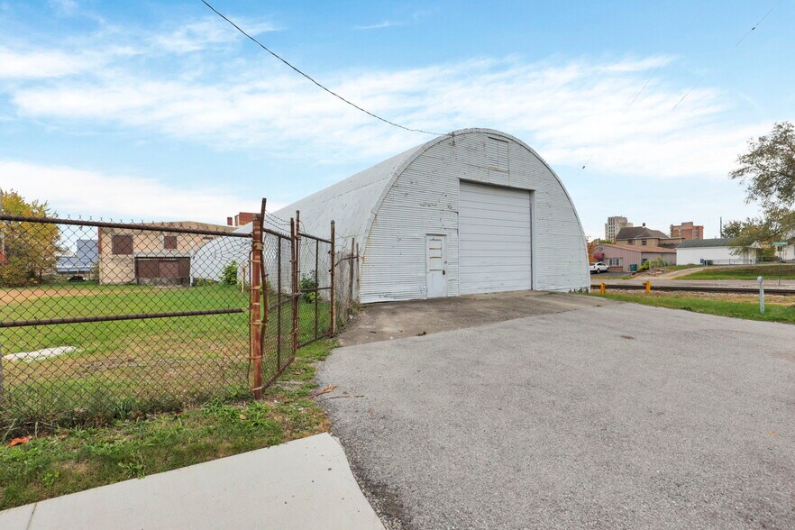 More Photos Of 435 N Elizabeth St, Lima Warehouse For Sale