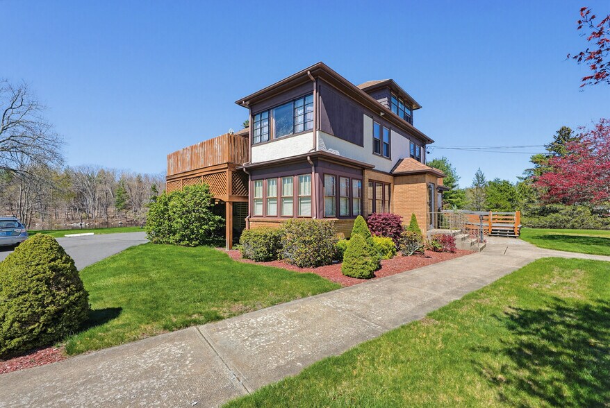 More Photos Of 1496 Victory Hwy, Oakland Flex For Sale