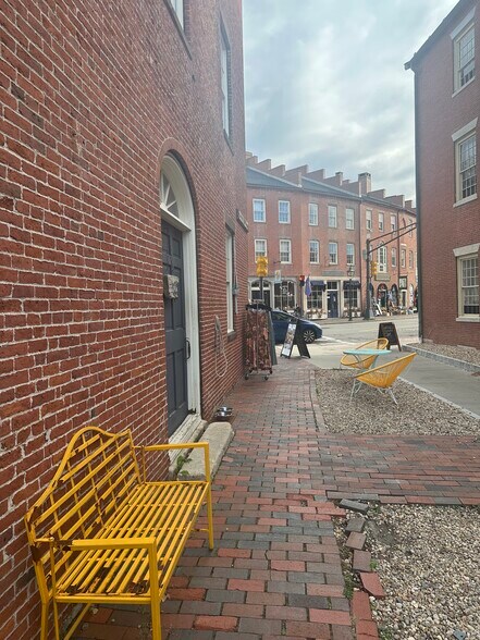 More Photos Of 1 Water St, Newburyport Storefront Retail Office For Sale