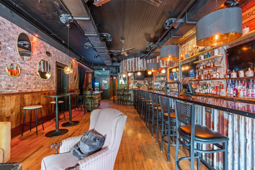 More Photos Of , Utica Unknown For Sale