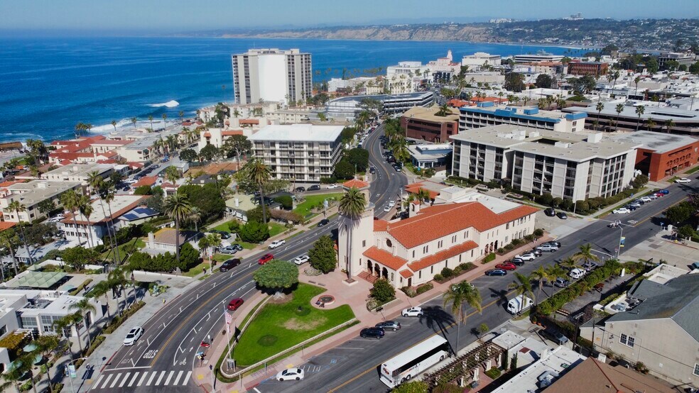 More Photos Of 743 Prospect St, La Jolla Office For Lease