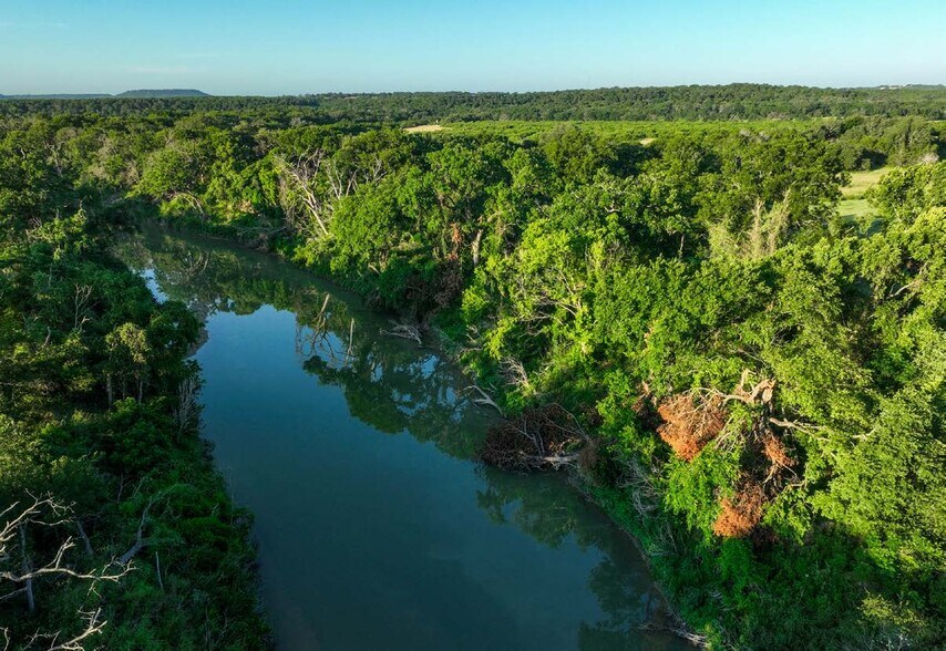 More Photos Of half-Diamond 'D' Ranch, Killeen Land For Sale