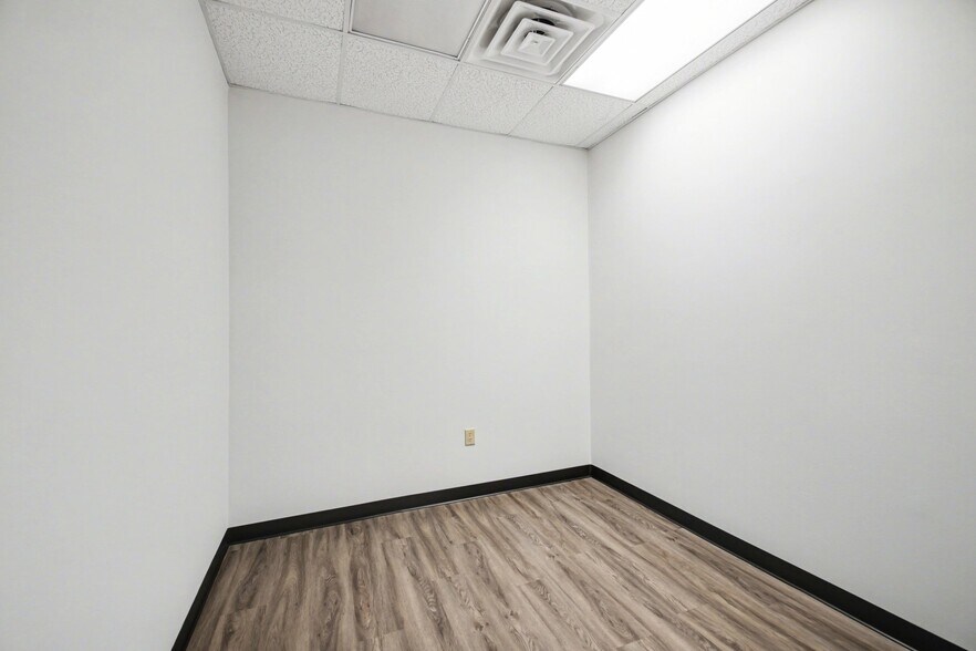 More Photos Of 4414 Lafayette Blvd, Fredericksburg Loft Creative Space For Lease