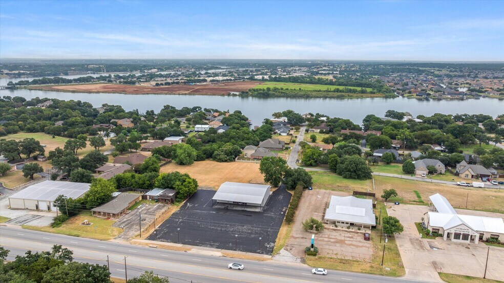 More Photos Of 1817 S Morgan St, Granbury Auto Dealership For Sale