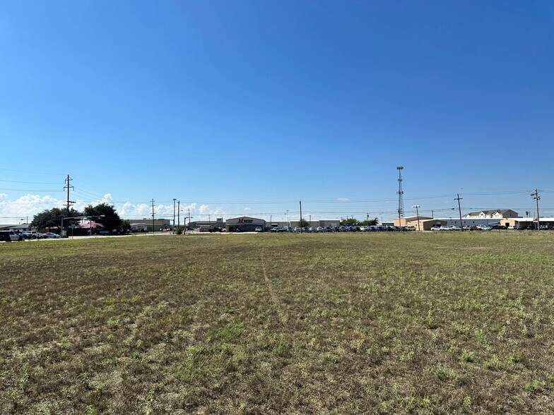 More Photos Of 2400 Industrial Blvd, Abilene Land For Sale