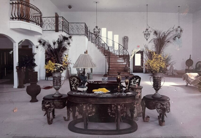 More Photos Of 770 Marina Bay Dr, Clear Lake Shores Freestanding For Sale