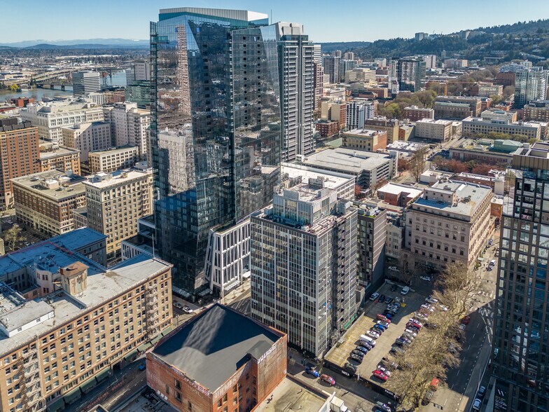 More Photos Of 511 SW Tenth Ave, Portland Medical For Lease