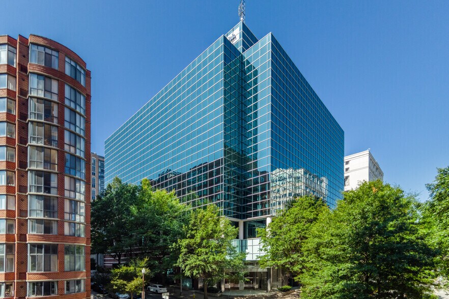 Primary Photo Of 2000 15th St N, Arlington Coworking Space