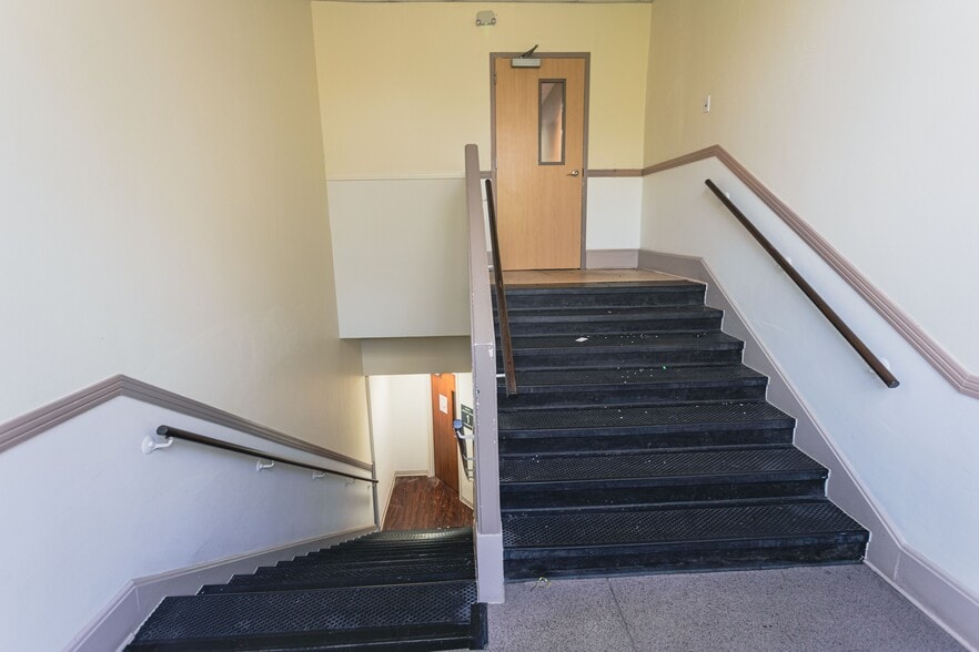 More Photos Of 1528 Post Office St, Galveston Rehabilitation Center For Sale