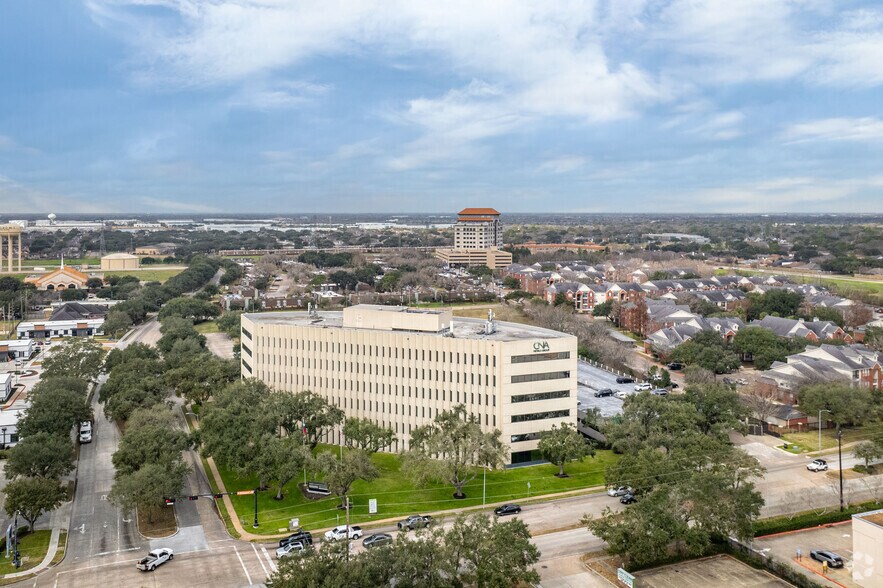 More Photos Of 4800 Sugar Grove Blvd, Stafford Office For Lease