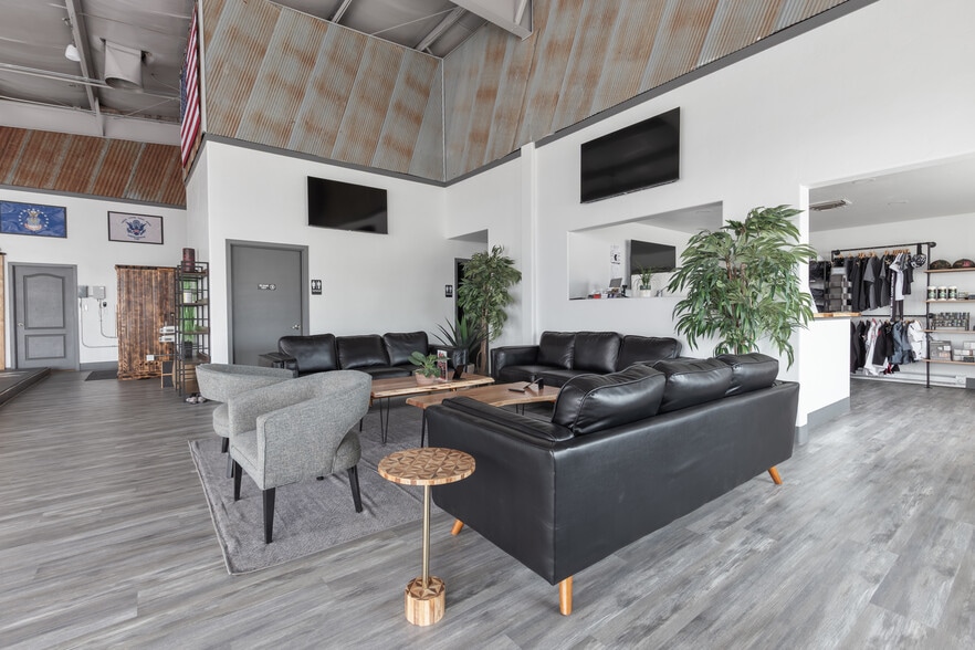 More Photos Of 1027 S 7th St, Grand Junction Warehouse For Sale