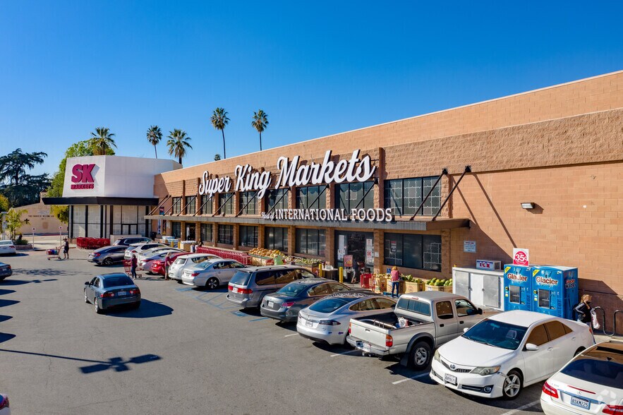 More Photos Of 2260-2268 Lincoln Ave, Altadena General Retail For Sale