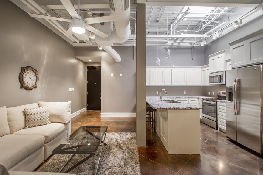 More Photos Of 912 Front St, Conway Restaurant For Sale