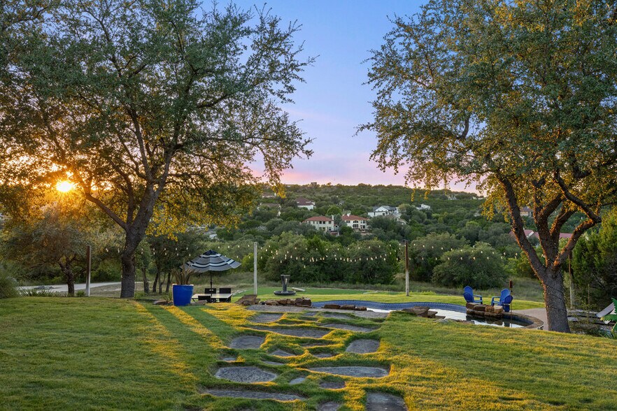More Photos Of 4607 R O Dr, Spicewood Lodge Meeting Hall For Sale