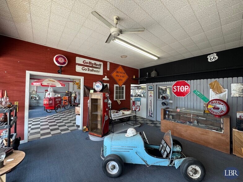 More Photos Of 308 Willard St, Cocoa General Retail For Sale