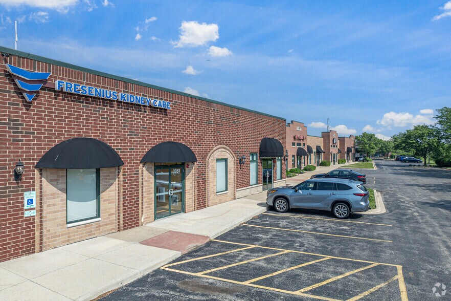 More Photos Of 1023 Station Dr, Oswego Unknown For Lease