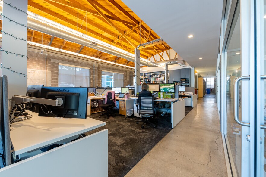 More Photos Of 5972-5976 Washington Blvd, Culver City Flex For Lease