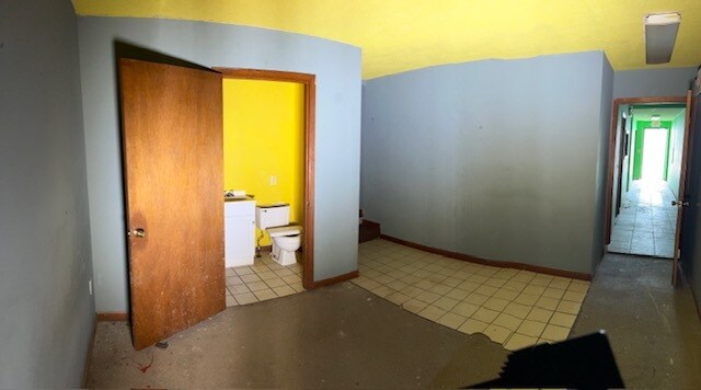 More Photos Of 2770 N Douglass St, Malden Storefront Retail Office For Sale