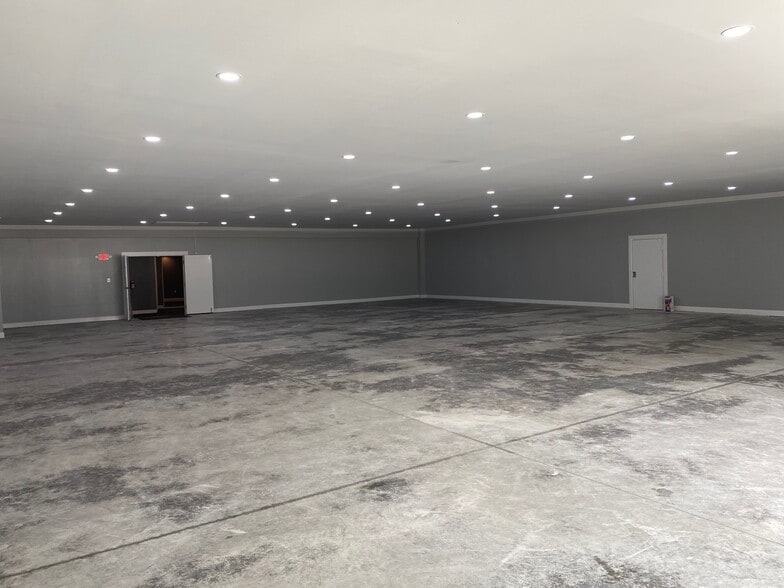 More Photos Of 775 Clairton Blvd, Pittsburgh Freestanding For Sale