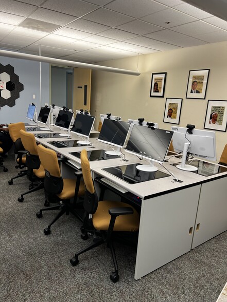 More Photos Of 455-467 N White Rd, San Jose Religious Facility For Lease