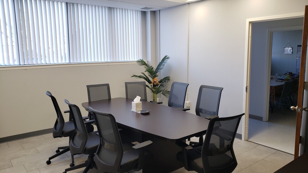 More Photos Of 3580 Harlem Rd, Cheektowaga Medical For Lease