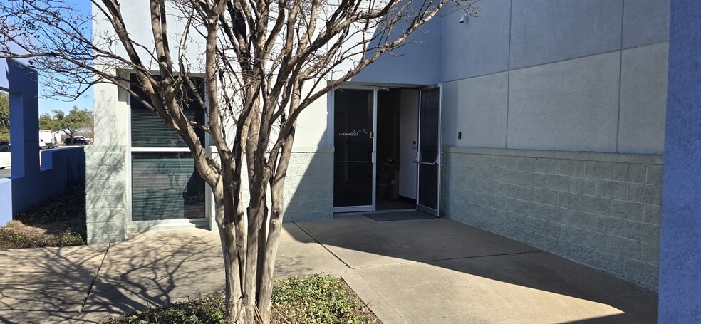 More Photos Of 4 Sierra Way St, Georgetown Light Distribution For Sale