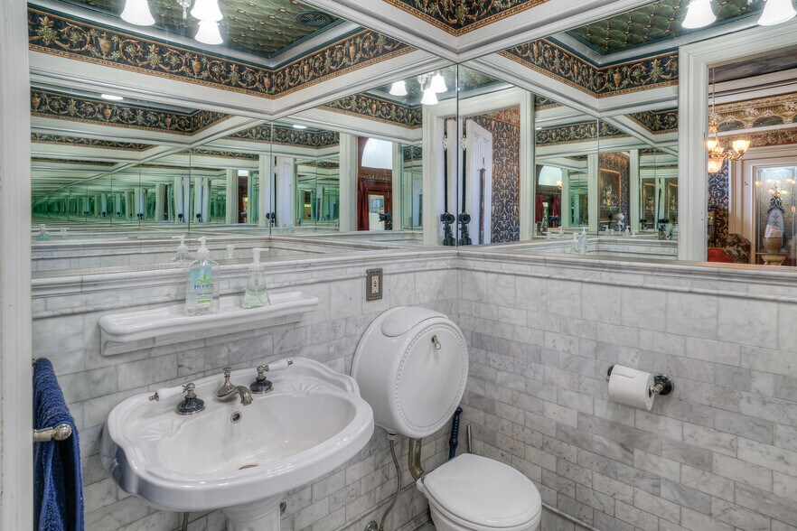 More Photos Of 2109 Robinson St, Oroville Specialty For Sale