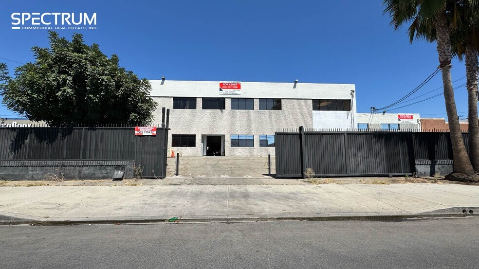 Primary Photo Of 15927-15929 Arminta St, Van Nuys Manufacturing For Lease
