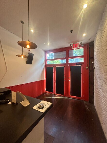 More Photos Of 507 Myrtle Ave, Brooklyn Storefront Retail Residential For Lease
