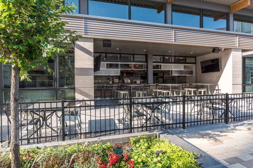 More Photos Of 2000 S Colorado Blvd, Denver Office Residential For Lease