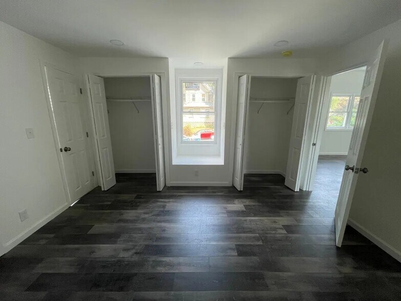 More Photos Of 110 Beloit Ave, Audubon Apartments For Sale
