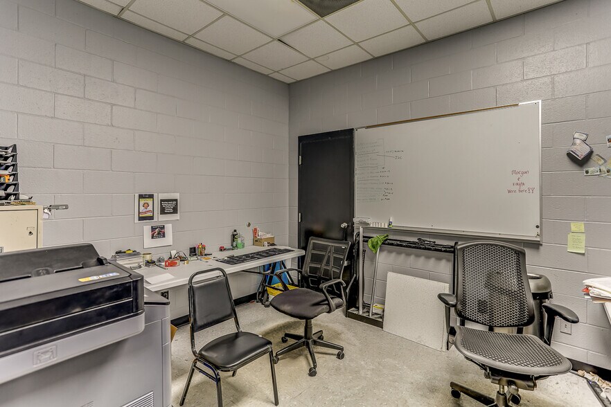 More Photos Of 6920 Winchester Rd, Memphis Freestanding For Sale