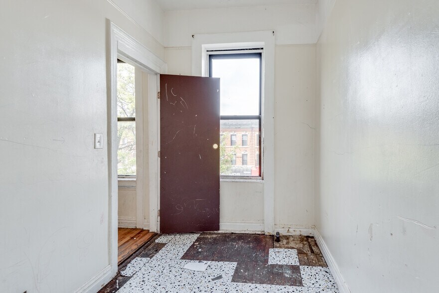 More Photos Of 1395 Flatbush Ave, Brooklyn Storefront Retail Residential For Sale