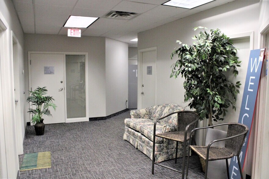 More Photos Of 2738 Winnetka Ave N, New Hope Medical For Lease