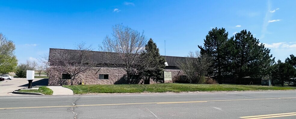 More Photos Of 1725 Vista View Dr, Longmont Restaurant For Sale