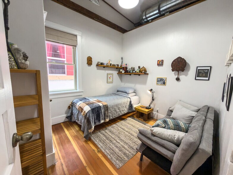 More Photos Of 182 S Main St, Helper General Retail For Sale