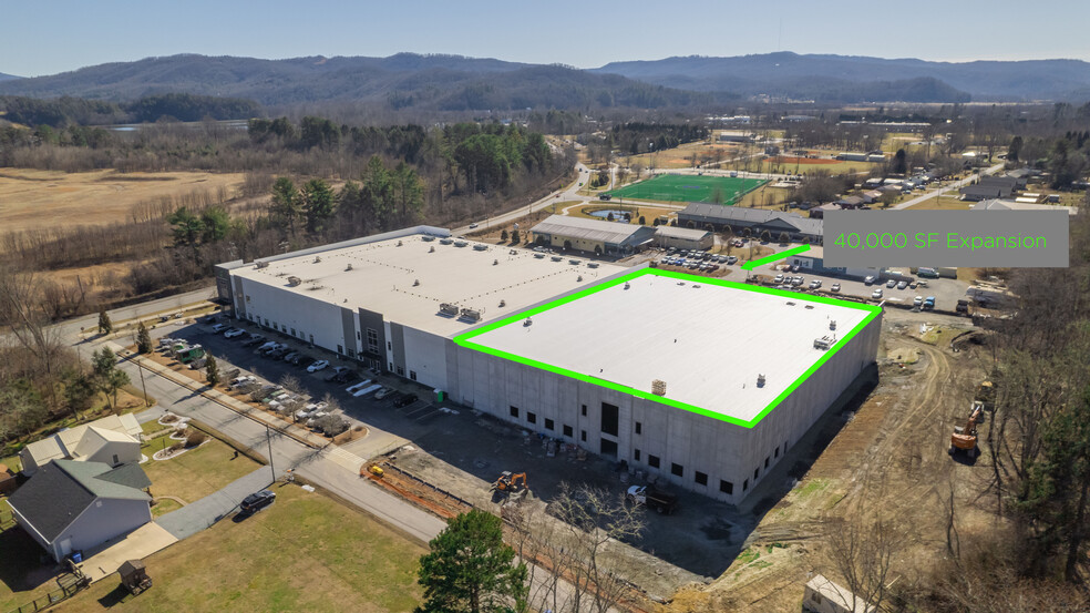 More Photos Of 63 Welcome St, Brevard Manufacturing For Lease