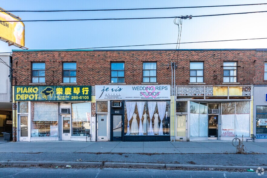 Primary Photo Of 889-897 O'connor Dr, Toronto Storefront Retail Residential For Lease