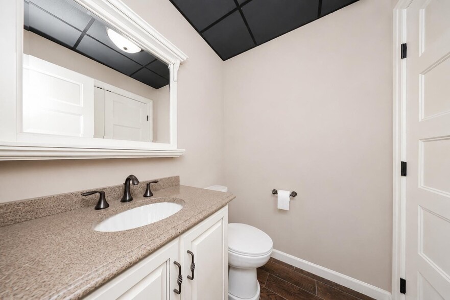 More Photos Of 33 Olympia Blvd, Staten Island Storefront Retail Residential For Sale