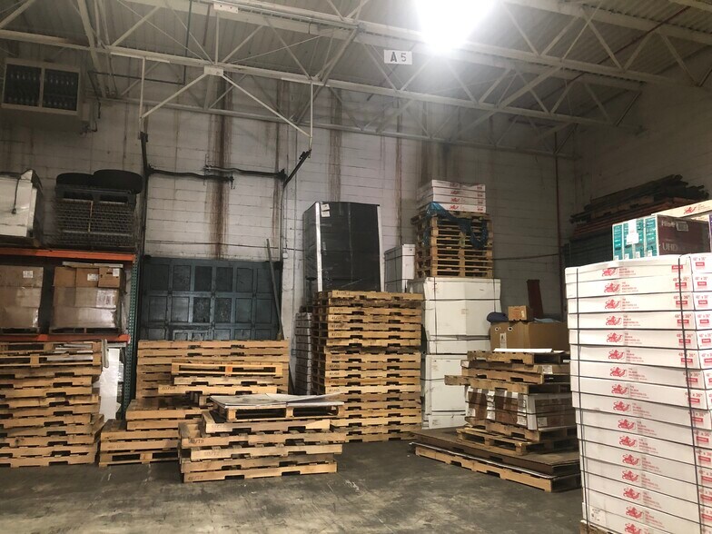 More Photos Of 263-275 Park Ave, East Hartford Warehouse For Lease