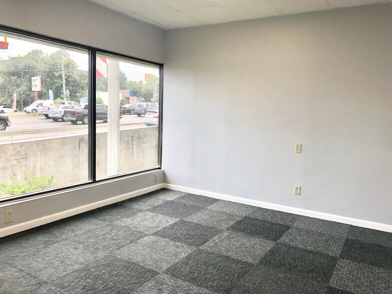 More Photos Of 6139-6141 Oakbrook Pky, Norcross Office For Lease