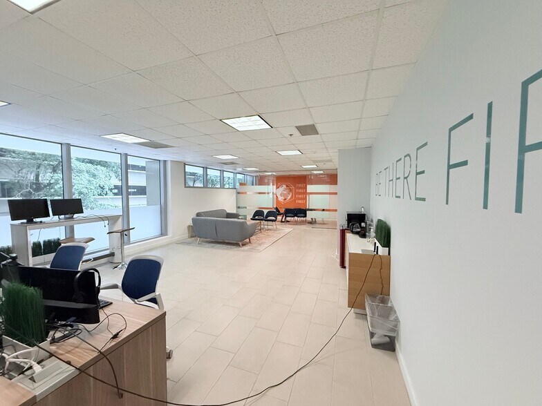 More Photos Of 150 SE 2nd Ave, Miami Office Residential For Sale
