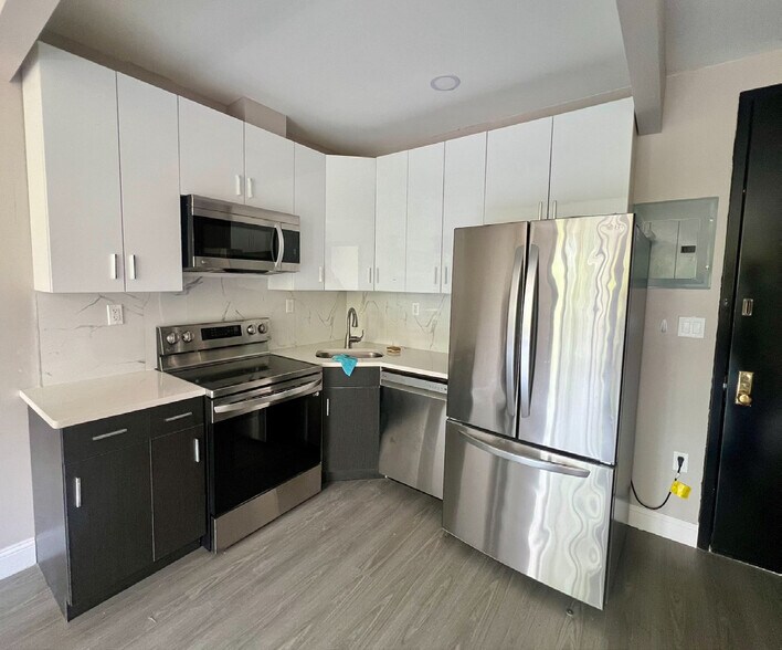 More Photos Of 6414 Wetherole St, Rego Park Apartments For Sale