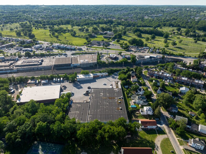 More Photos Of 1000-1006 Haverhill Rd, Baltimore Warehouse For Lease