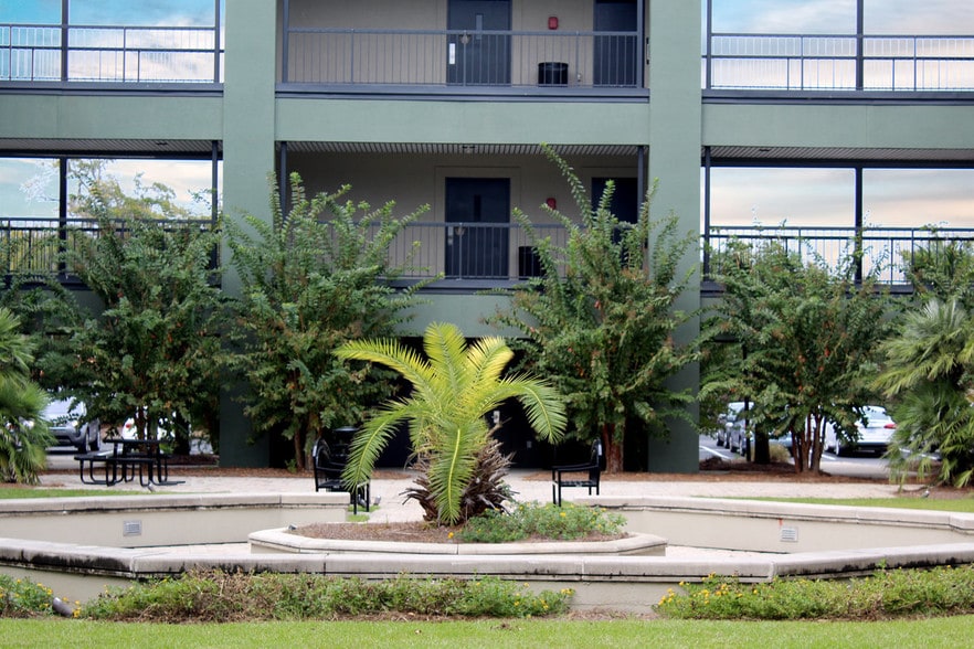 More Photos Of 1064 Gardner Rd, Charleston Medical For Lease